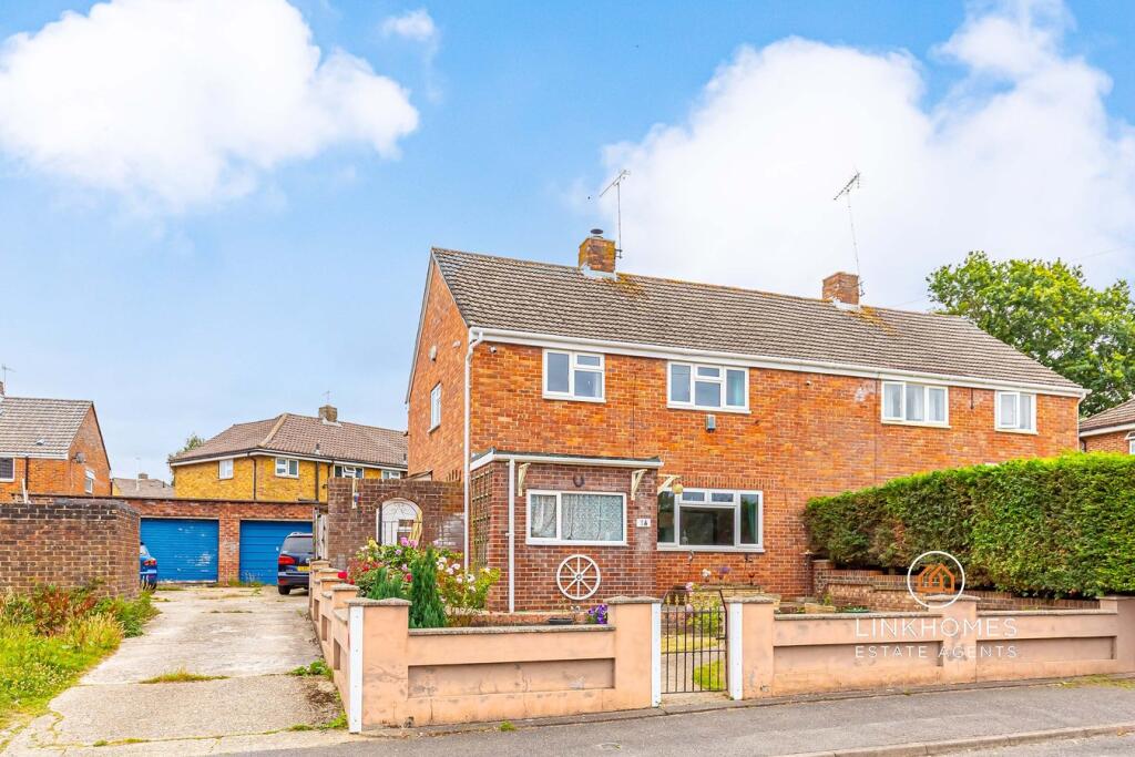 Main image of property: Maryland Road, Poole, BH16