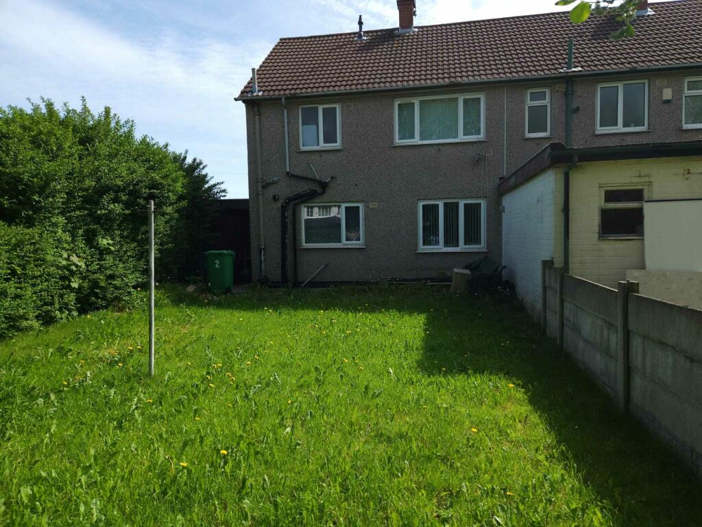 3 bedroom end of terrace house for sale in Lambourne Close Manchester, M22