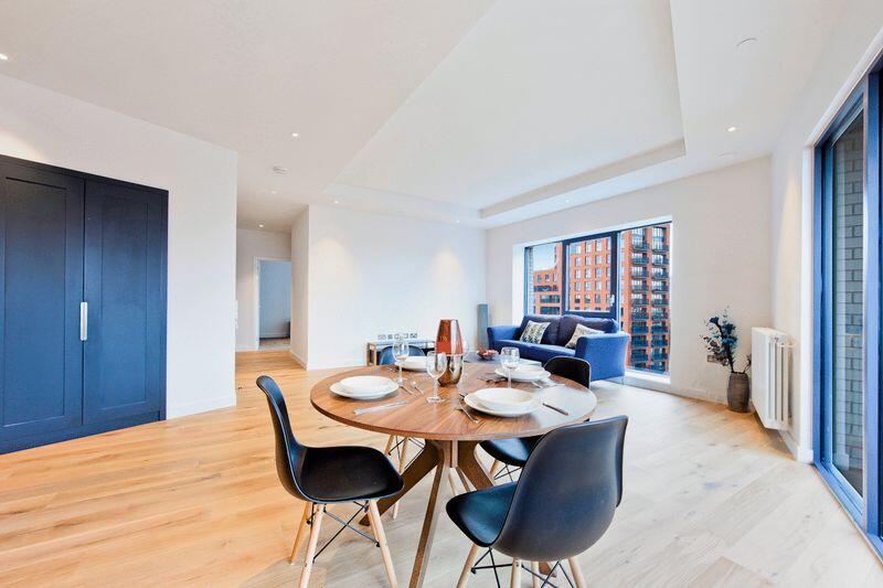 Main image of property: Botanic Square, London City Island