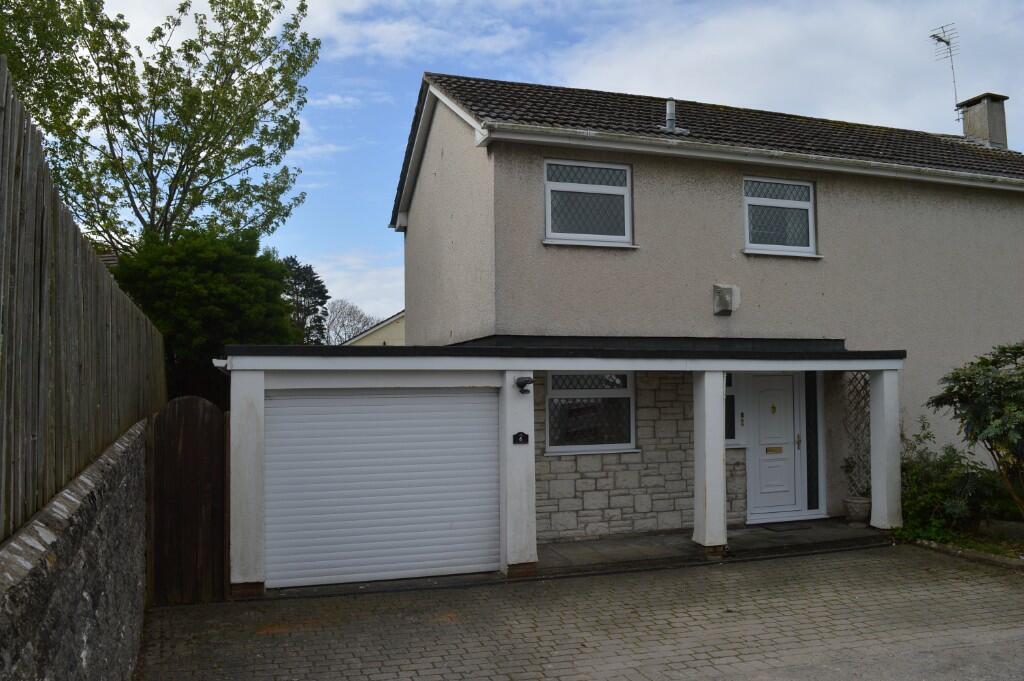 3 bedroom detached house for sale in Flush Meadow, Llantwit Major