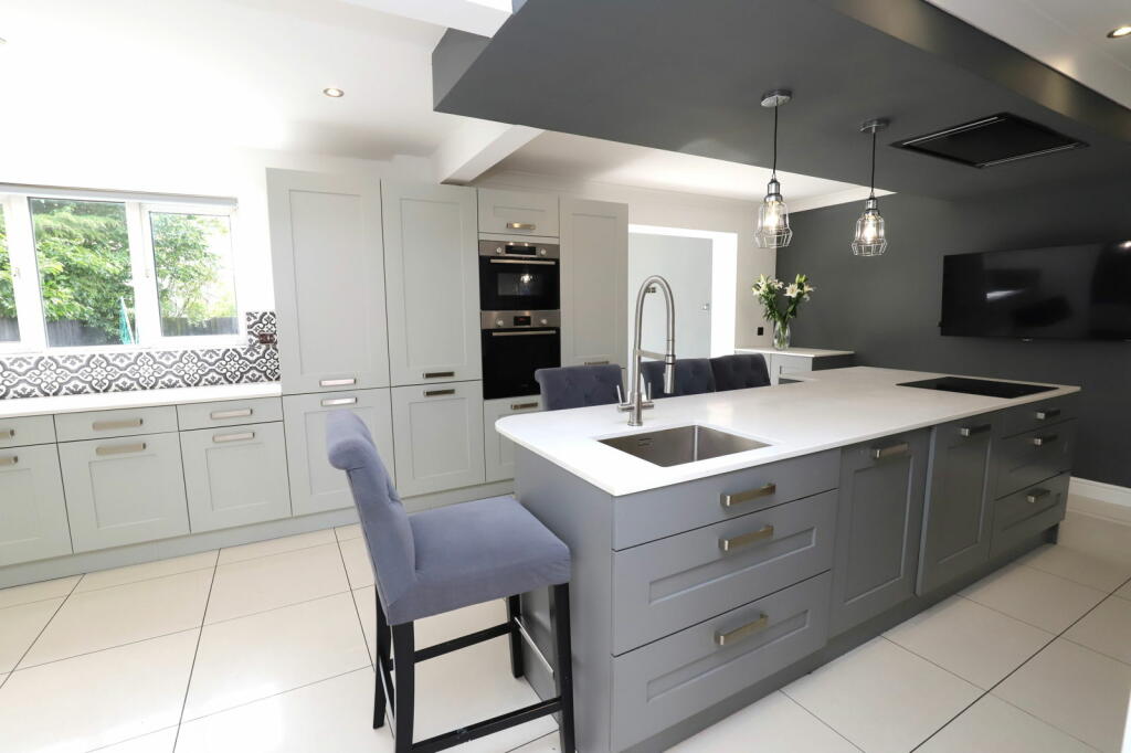Additional property image - Willow Close, Bury
