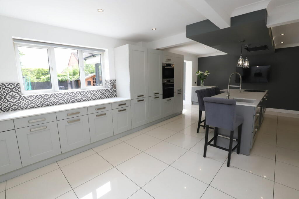 Additional property image - Willow Close, Bury