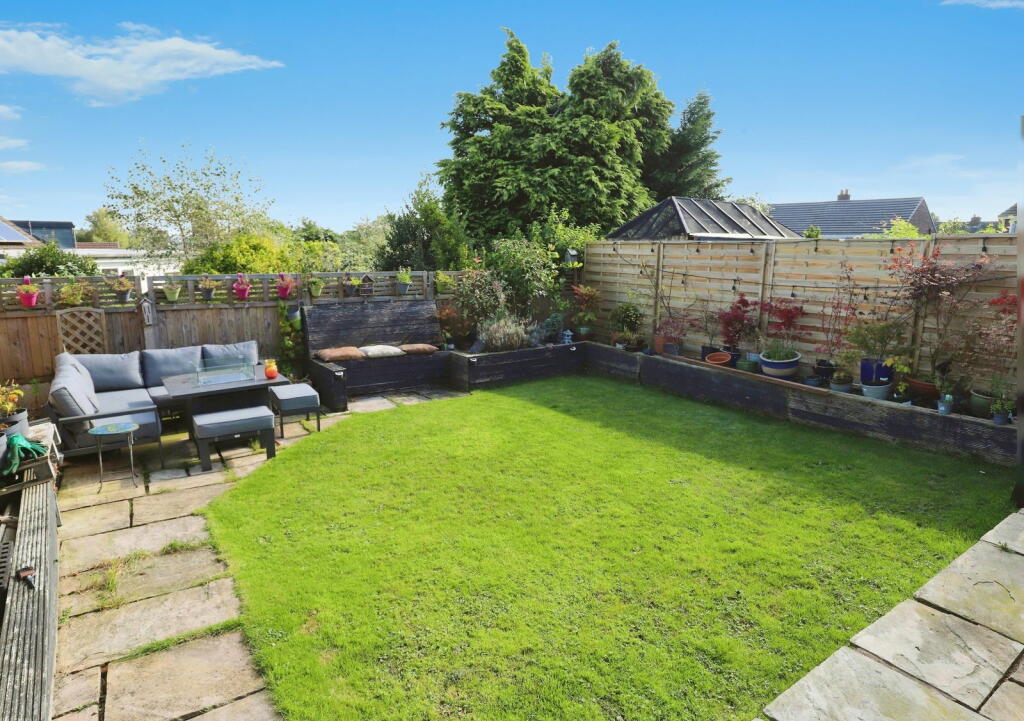 Additional property image - Fieldhead Avenue, Bury, BL8 2LZ