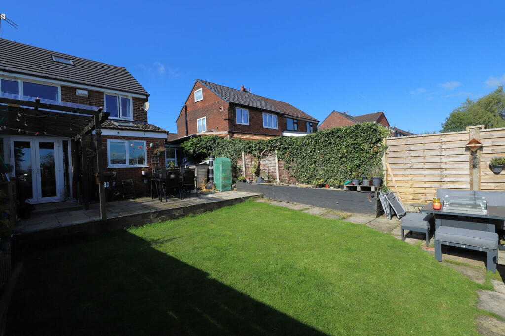 Additional property image - Fieldhead Avenue, Bury, BL8 2LZ