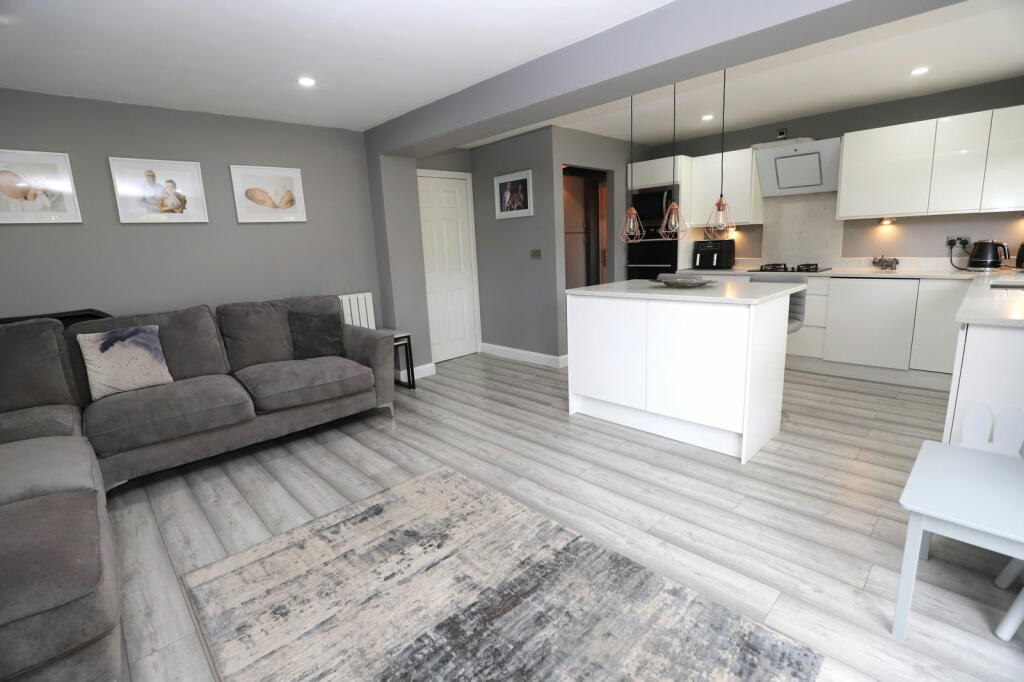 Additional property image - Camberley Close, Tottington, Bury, BL8 3EA