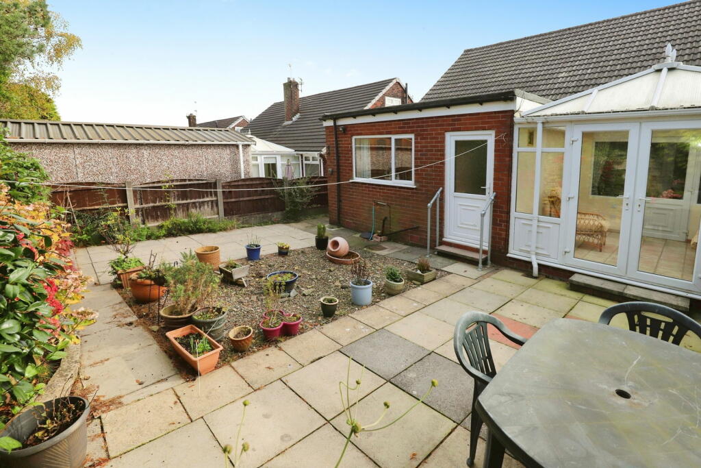 Additional property image - Kenmor Avenue, Bury, BL8 2DY