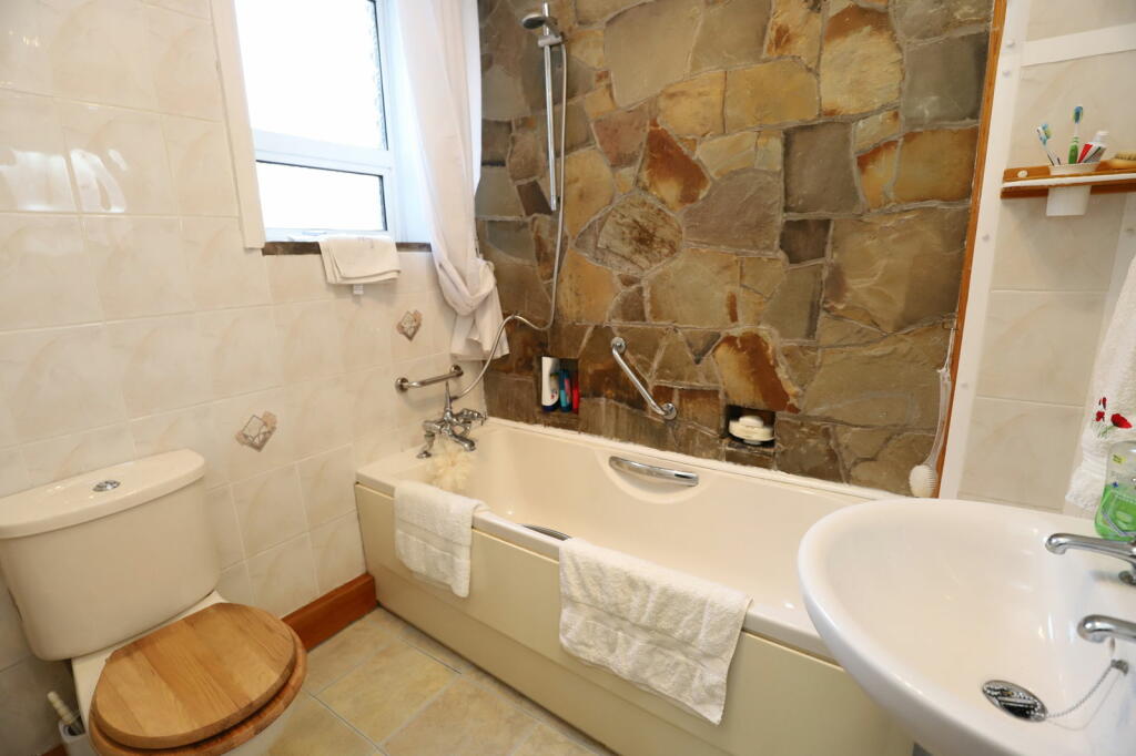 Additional property image - Beech Grove, Greenmount, Bury, BL8 4DY