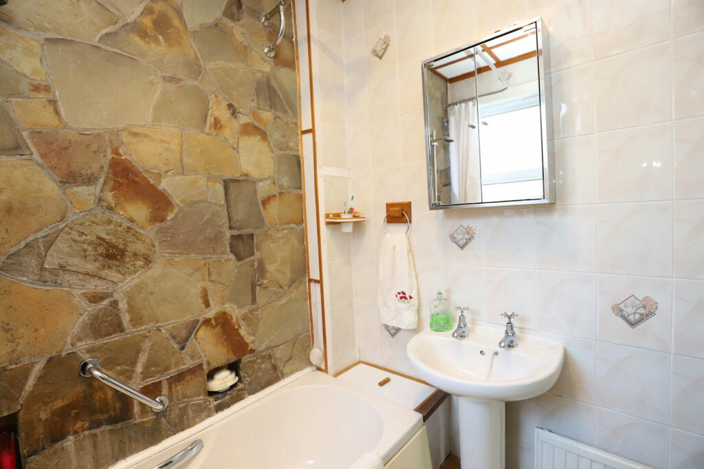 Additional property image - Beech Grove, Greenmount, Bury, BL8 4DY