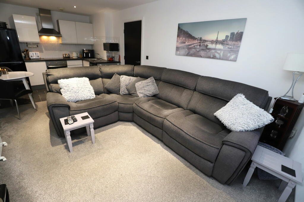 Additional property image - Garden Street, Ramsbottom, Bury, BL0 9FW