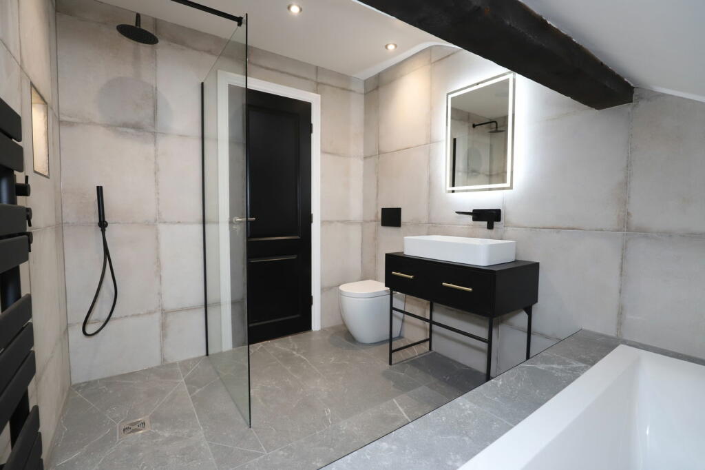 Additional property image - Bolton Road West, Ramsbottom, Bury, Greater Manchester, BL0 9PJ