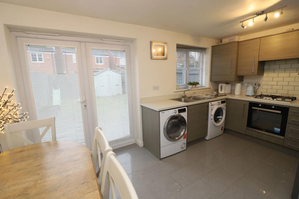 Additional property image - Elton Fold Chase, Bury, BL8 1PW
