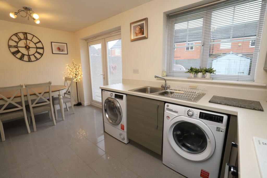 Additional property image - Elton Fold Chase, Bury, BL8 1PW