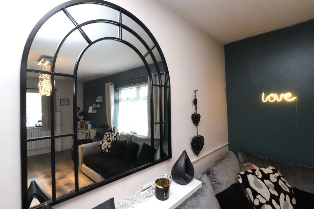 Additional property image - Shakespeare Avenue, Bury, BL9 9QY