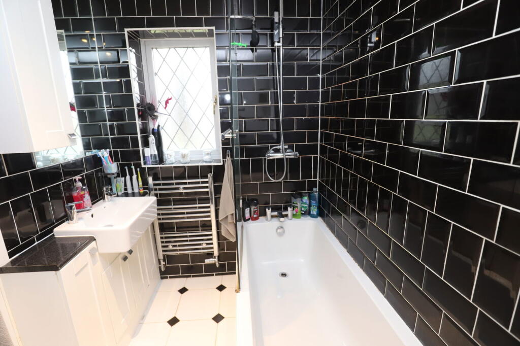 Additional property image - Shakespeare Avenue, Bury, BL9 9QY