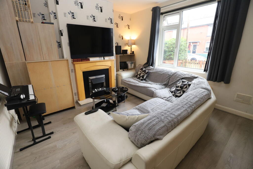 Additional property image - Ivy Road, Bury, BL8 2PW