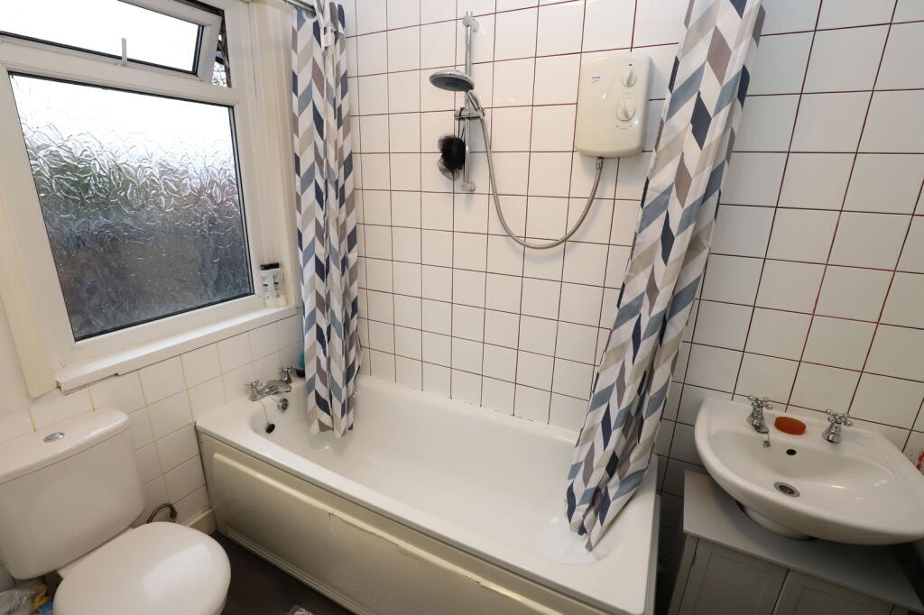 Additional property image - Ivy Road, Bury, BL8 2PW