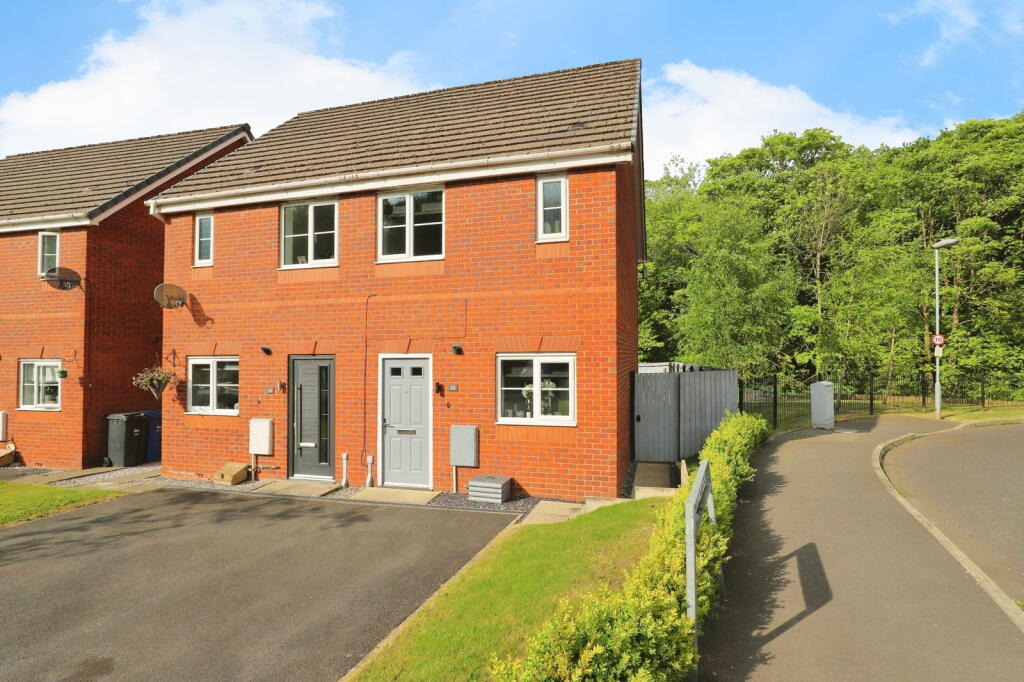 Main image of property: Valley View,Bury,BL8 1WN