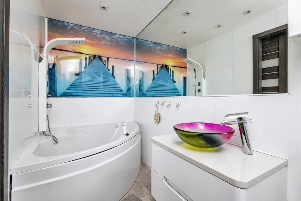 Additional property image - Cote Lane, Allerton, Bradford