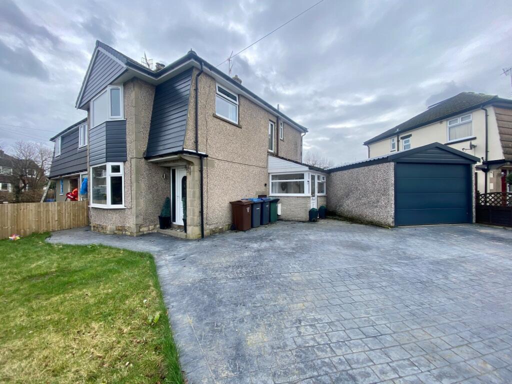 3 bedroom semidetached house for sale in Birchlands Grove, Wilsden