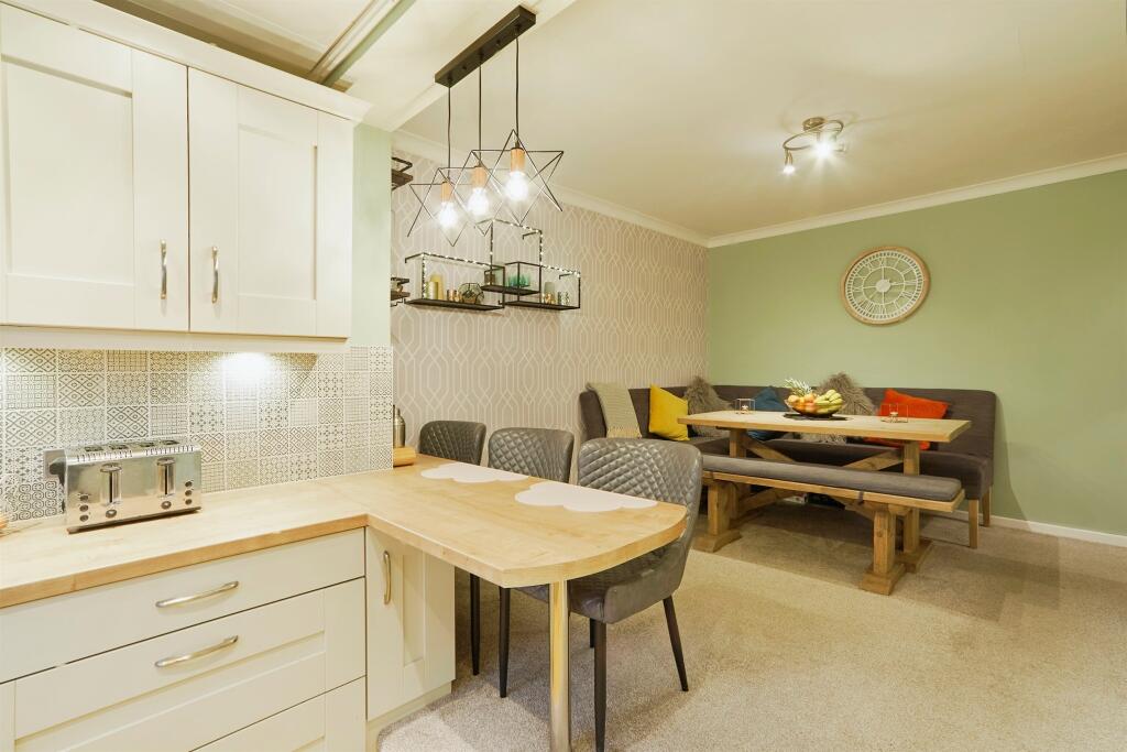 Additional property image - Birchlands Avenue, Wilsden, Bradford