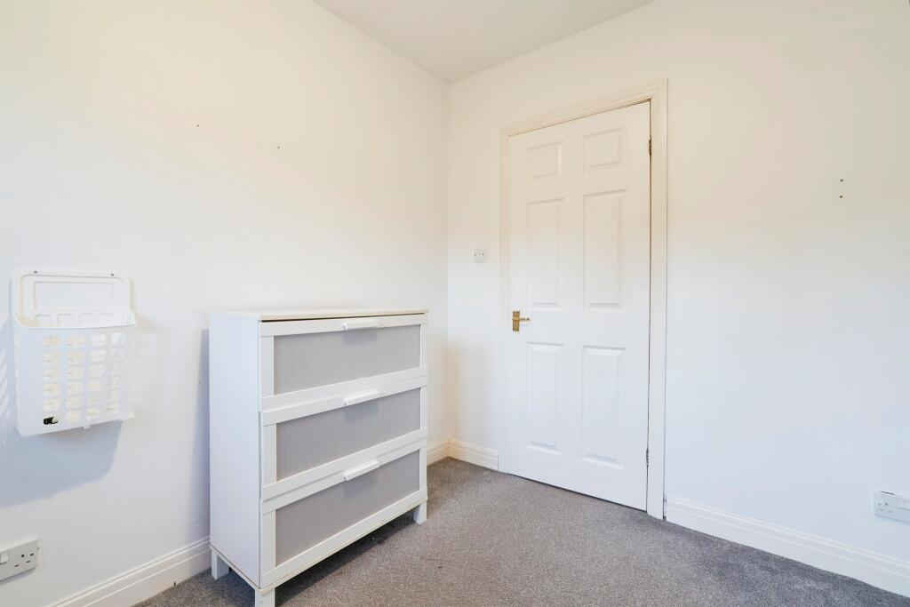 Additional property image - Stapper Green, Wilsden, Bradford