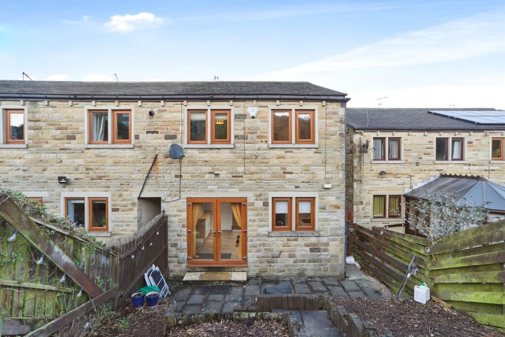 Additional property image - Stapper Green, Wilsden, Bradford