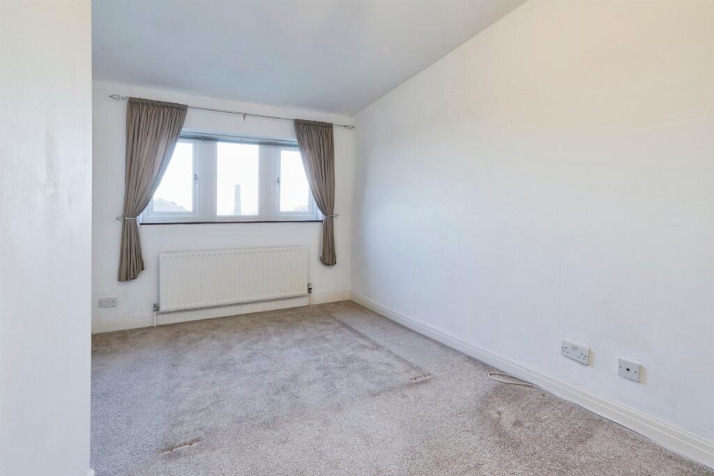 Additional property image - Stapper Green, Wilsden, Bradford