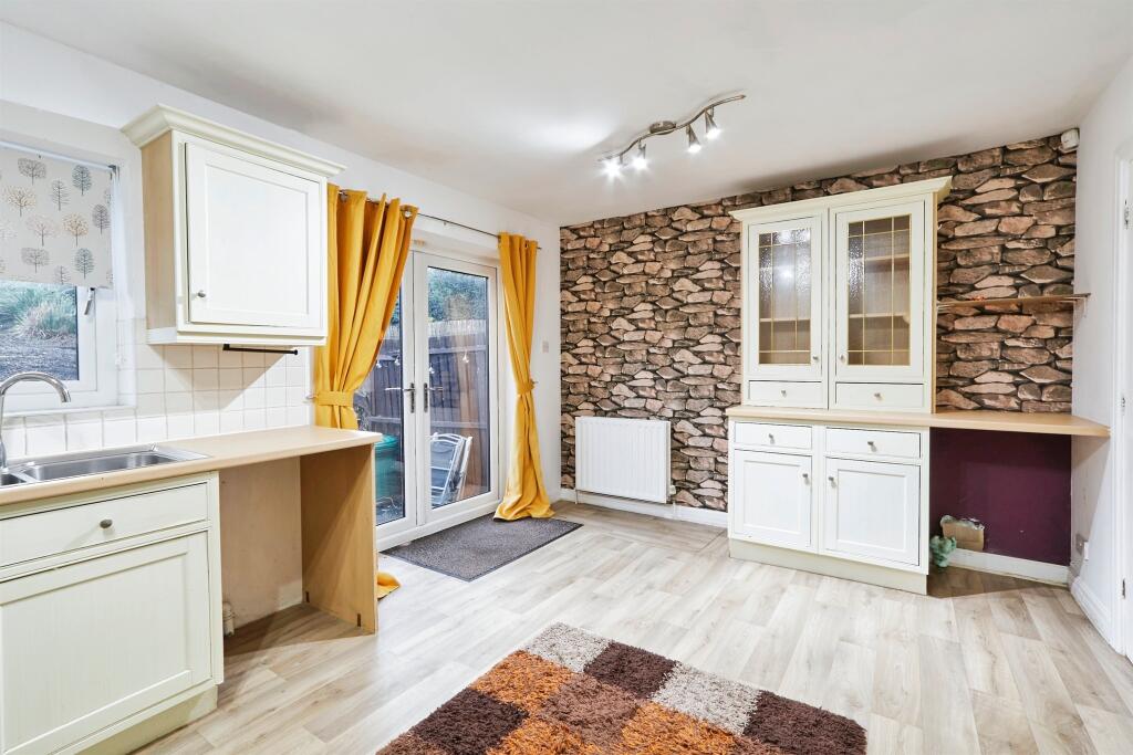 Additional property image - Stapper Green, Wilsden, Bradford