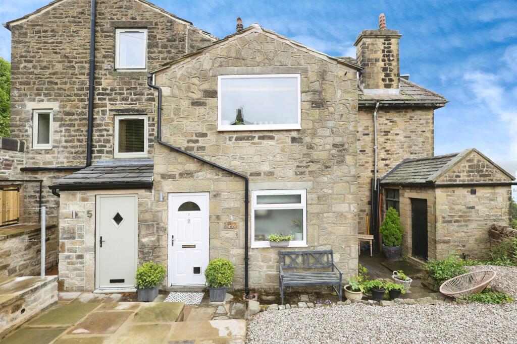 Main image of property: Peasacre, Micklethwaite, Bingley
