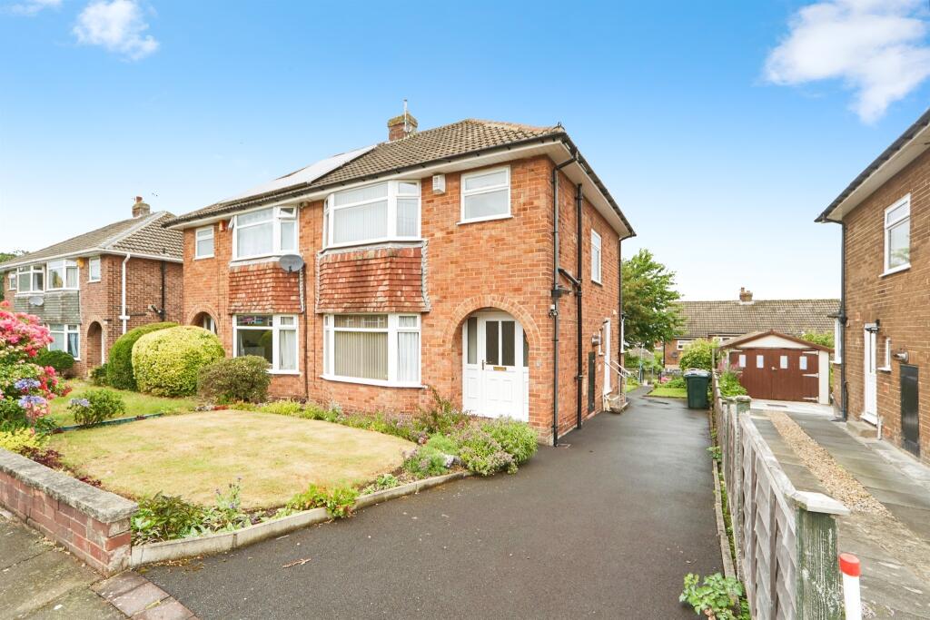 Main image of property: Roundhill Avenue, Bingley
