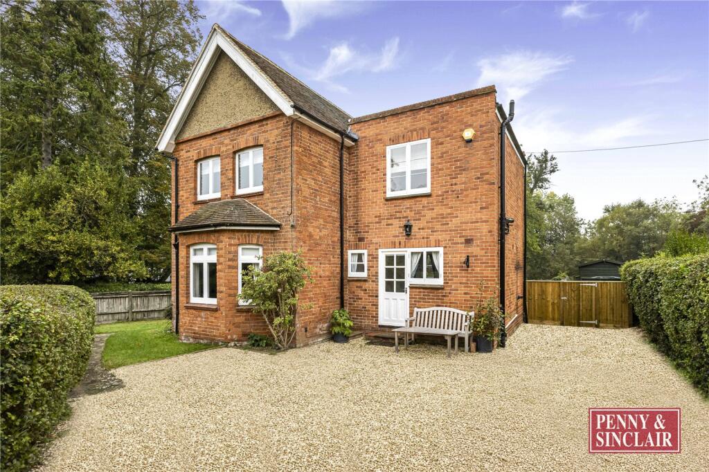 Main image of property: The Warren, Caversham, RG4 7TQ