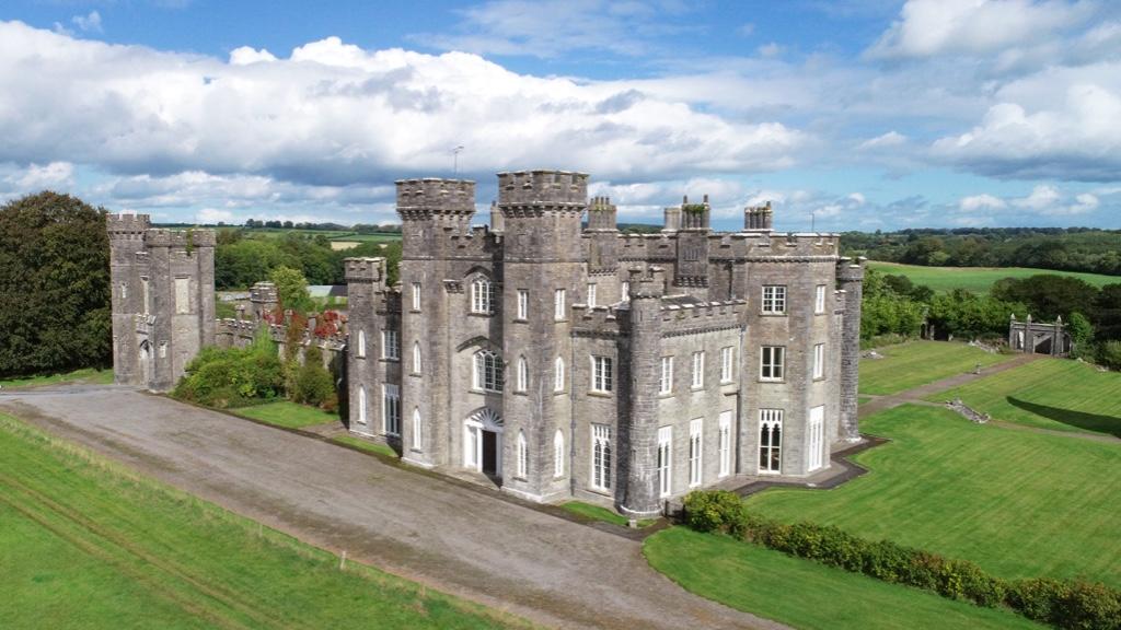 12 bedroom detached house for sale in Mullingar, Westmeath, Ireland