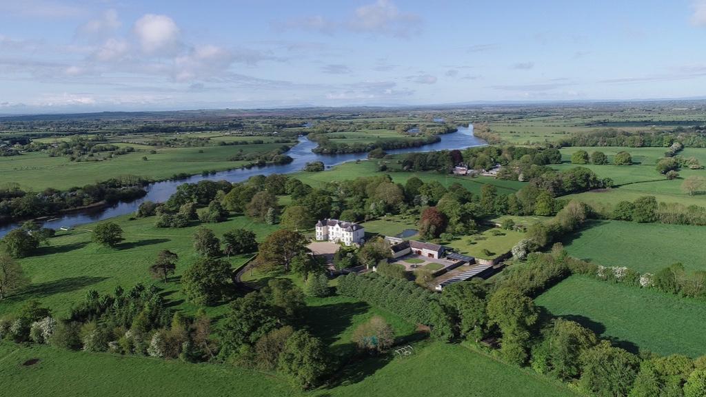 7 bedroom house for sale in Eyrecourt, Galway, Ireland