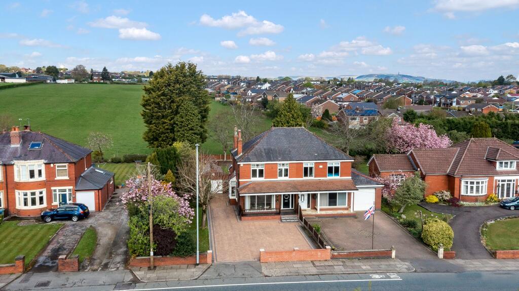 Main image of property: Bury & Bolton Road, Radcliffe, M26