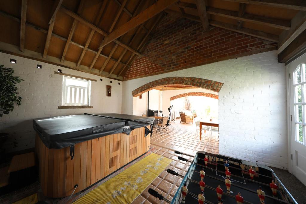 6 bedroom detached house for sale in Greens Lane, Burton Pidsea, Hull, HU12