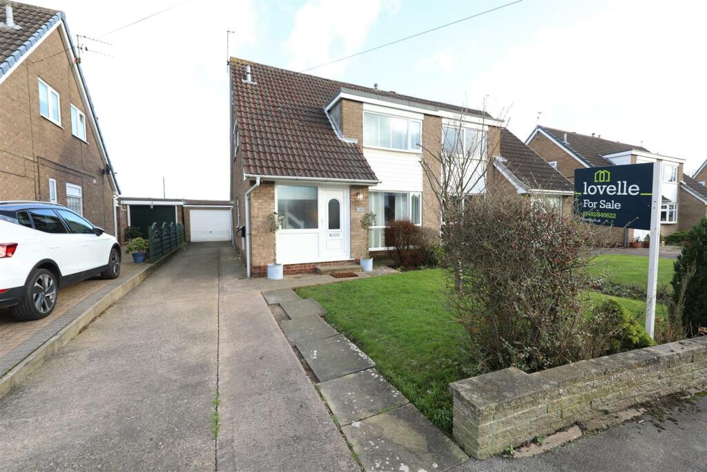 3 bedroom semidetached house for sale in Montreal Crescent, Cottingham