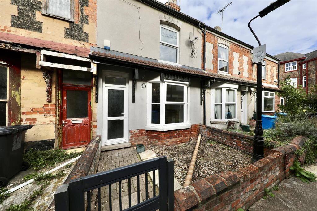 Main image of property: Princes Road, Hull