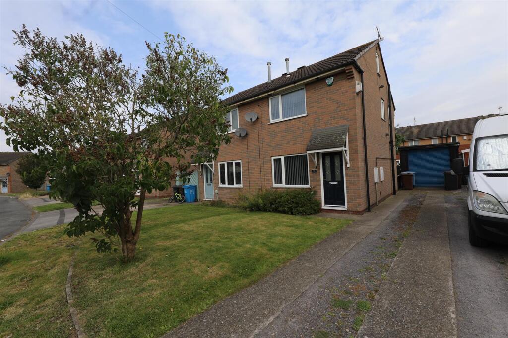 Main image of property: Bibury Close, Hull