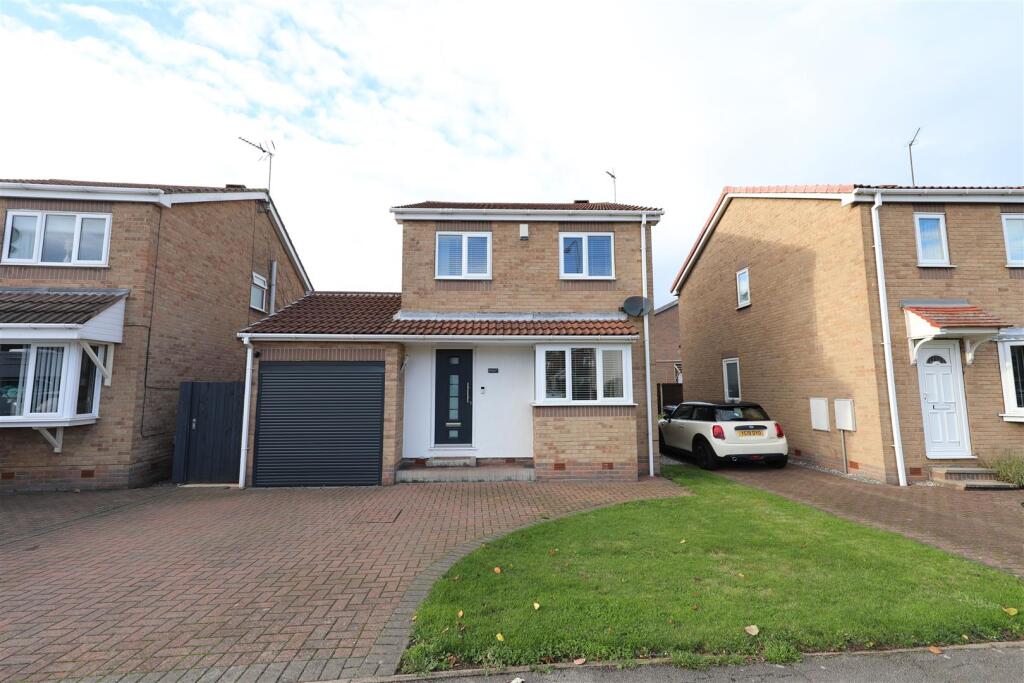 Main image of property: Howdale Road, Hull