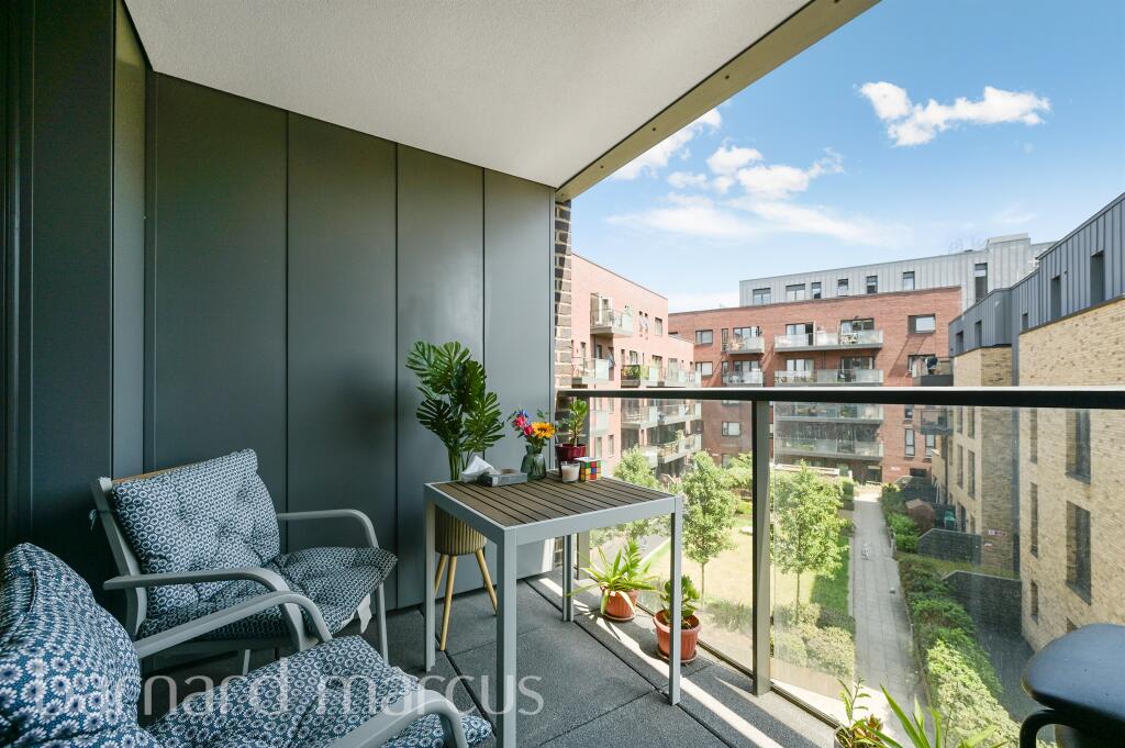Main image of property: Meeting House Lane, London