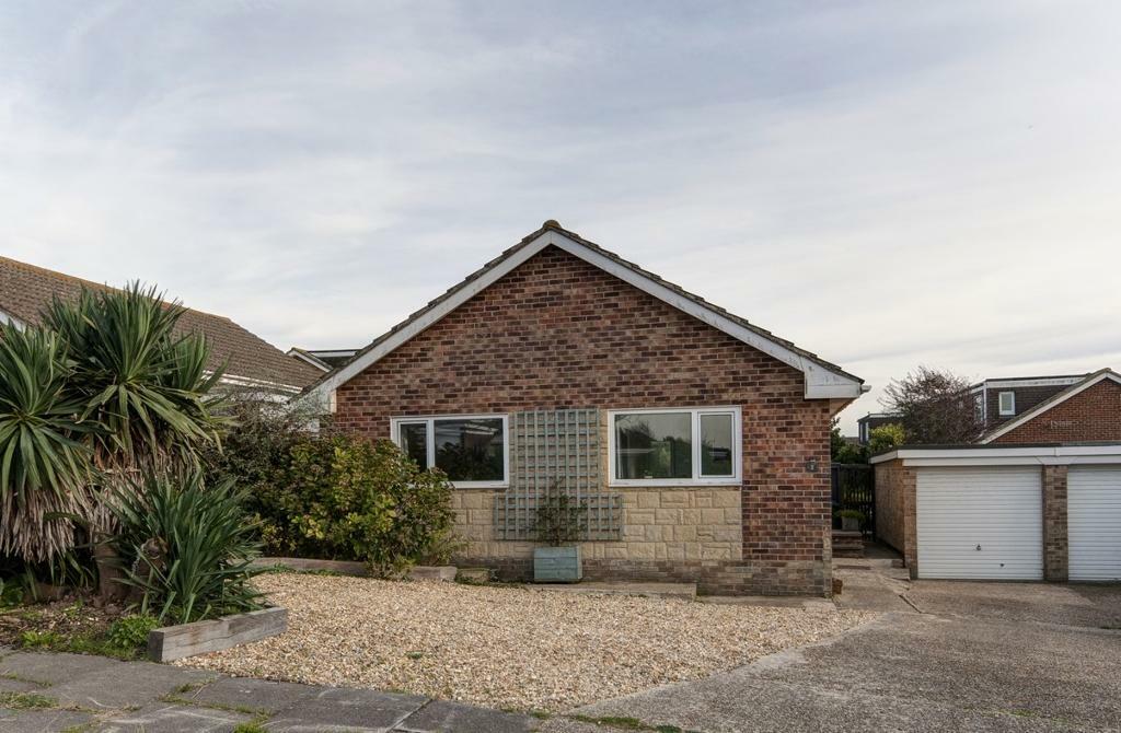 2 bedroom bungalow for sale in Viking Close, Seaford, East