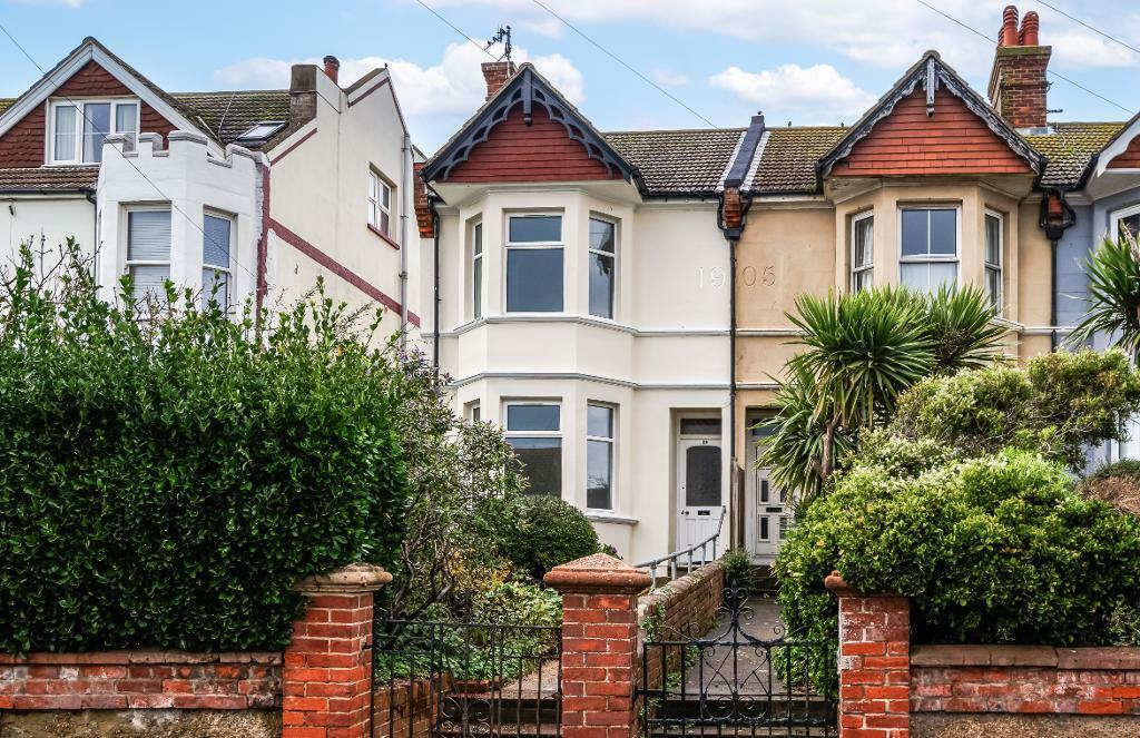 3 bedroom house for sale in Chichester Road, Seaford, East Sussex, BN25