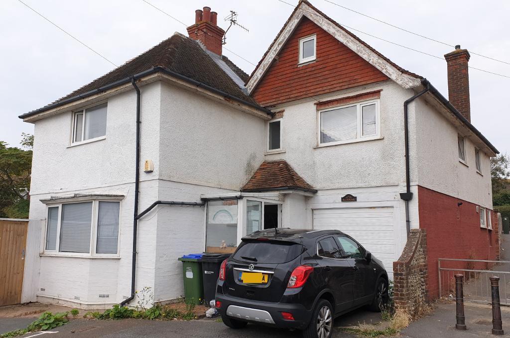 4 bedroom house for sale in Bramber Road, Seaford, East Sussex, BN25