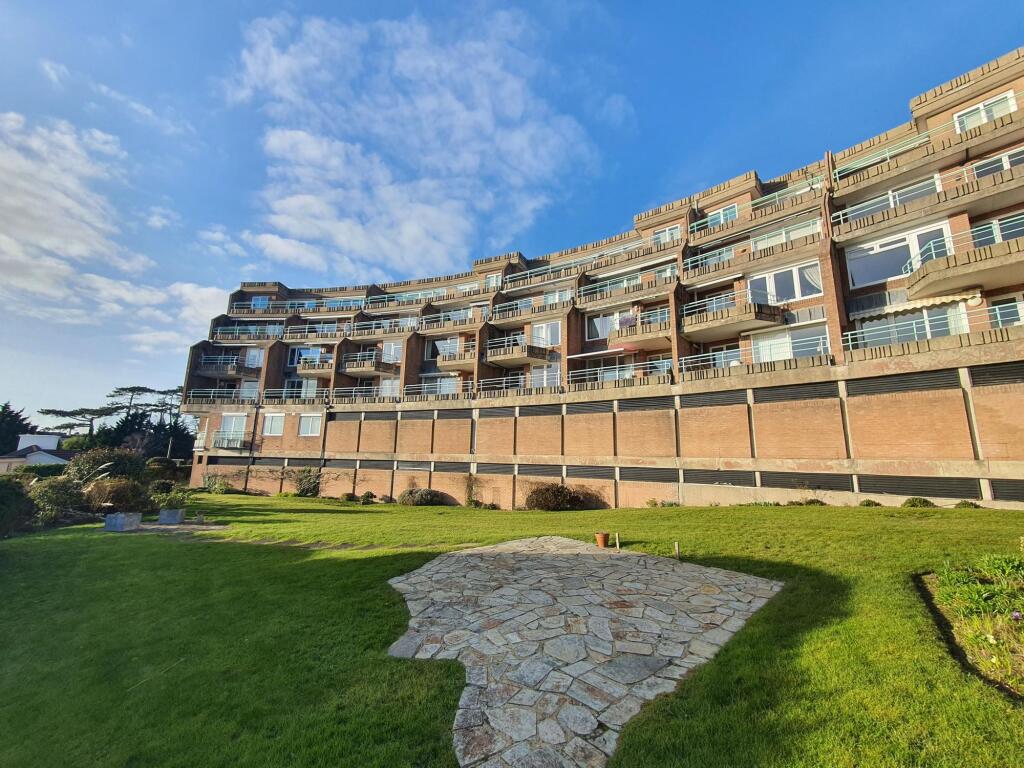 Main image of property: Lincombes, Torquay