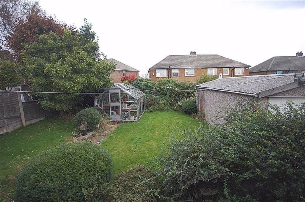 3 bedroom semidetached bungalow for sale in Moorlands Crescent, Mount
