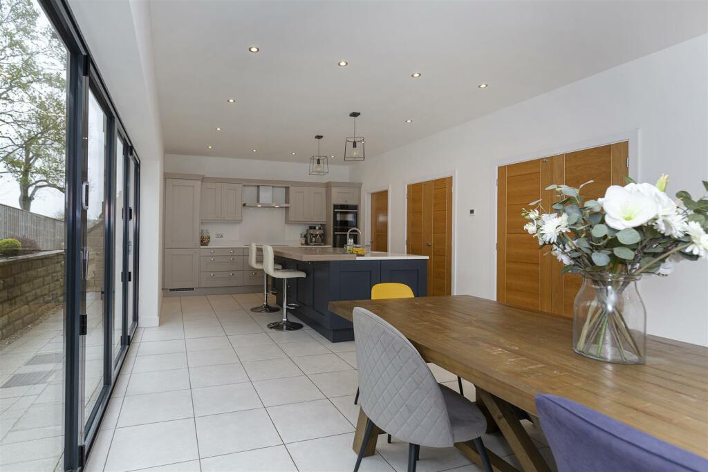 Additional property image - Snelsins Road, Cleckheaton