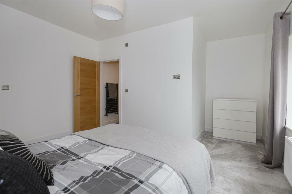 Additional property image - Snelsins Road, Cleckheaton