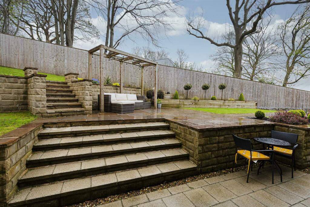 Additional property image - Snelsins Road, Cleckheaton