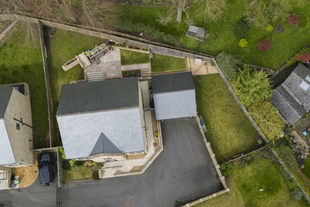 Additional property image - Snelsins Road, Cleckheaton