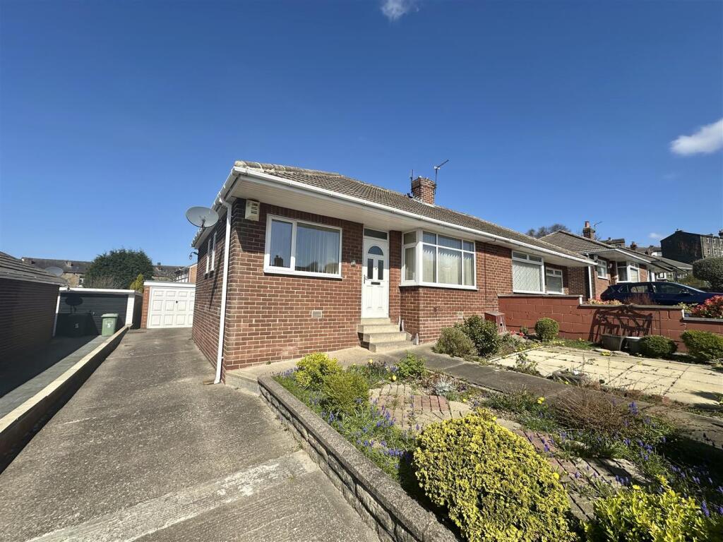 Main image of property: Hollins Avenue, Dewsbury